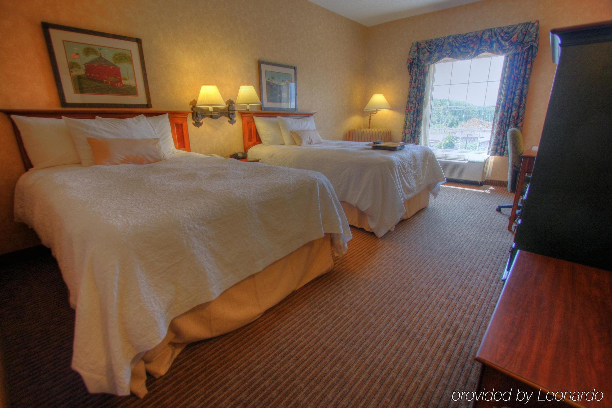 Hampton Inn & Suites State College At Williamsburg Square Bilik gambar
